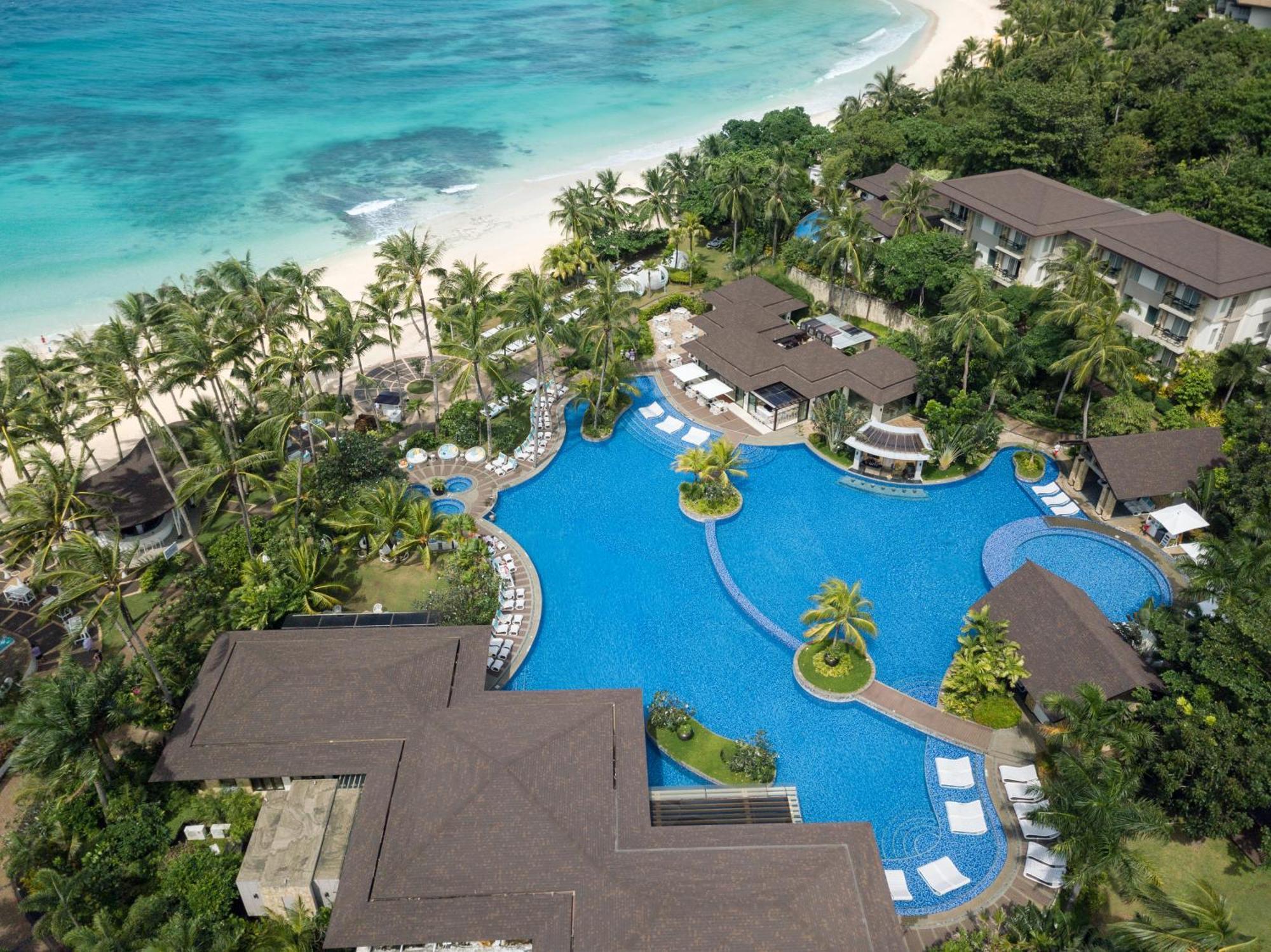 Movenpick Resort & Spa Boracay Yapak Екстериор снимка Aerial view of the resort