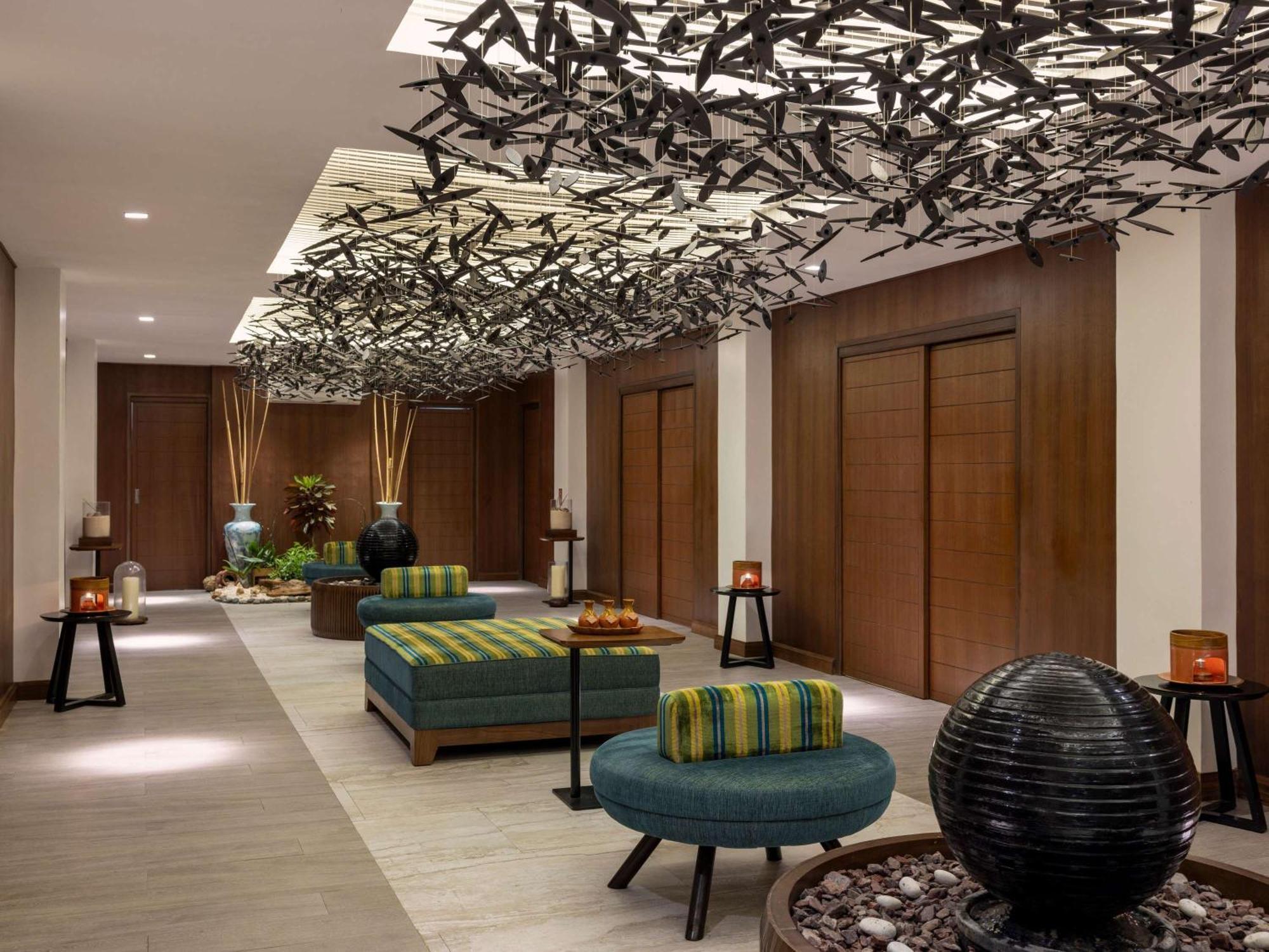 Movenpick Resort & Spa Boracay Yapak Екстериор снимка The lobby of the hotel